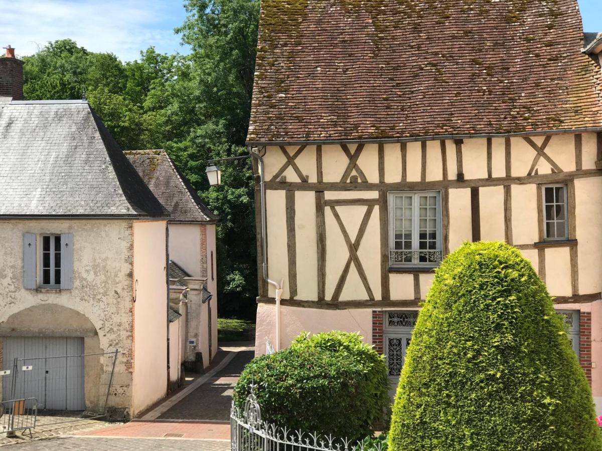 La Maison Jeanne D'Arc Saint-Fargeau  Zewnętrze zdjęcie